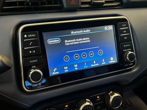 Used 2023 Nissan Versa SV image 12