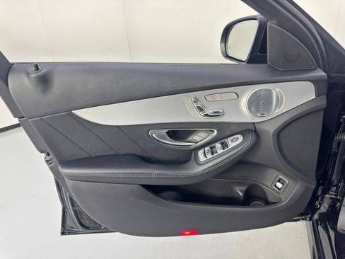 Used 2018 Mercedes-Benz C 300 Sedan image 39