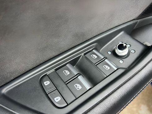 Used 2021 Audi A4 2.0T Premium Plus w/ Premium Plus Package image 39