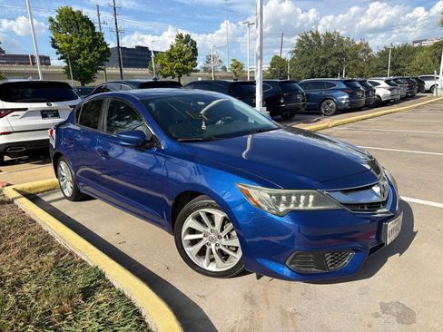 Used 2017 Acura ILX FWD image 3