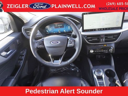 Used 2024 Ford Escape Platinum image 13