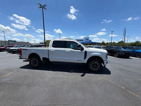 New 2026 Ford F350 Platinum AWD/4WD image 17