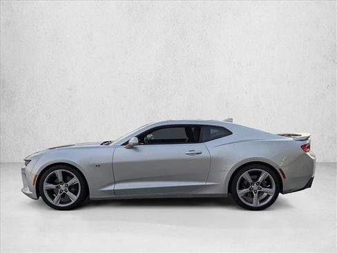 Used 2018 Chevrolet Camaro SS image 9