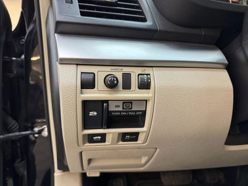 Used 2013 Subaru Legacy 2.5i Premium image 18