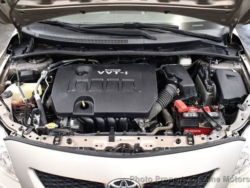 Used 2010 Toyota Corolla image 41