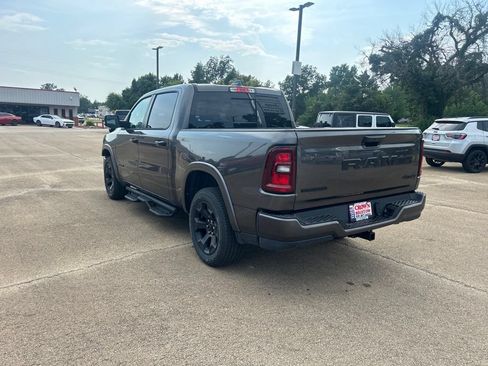 Used 2025 RAM 1500 Big Horn AWD/4WD image 3