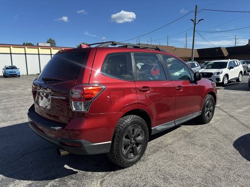 Used 2018 Subaru Forester 2.5i w/ Alloy Wheel Package AWD/4WD image 2