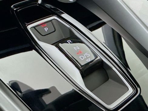 Used 2025 Audi A3 2.0T Premium w/ Black Optic Package image 18