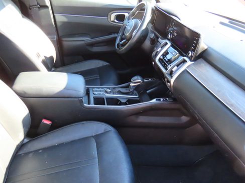 Used 2022 Kia Sorento S w/ Option Group 015 image 11