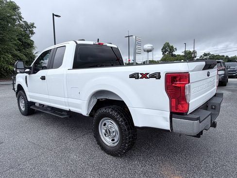 Used 2022 Ford F250 XL w/ Power Equipment Group AWD/4WD image 7