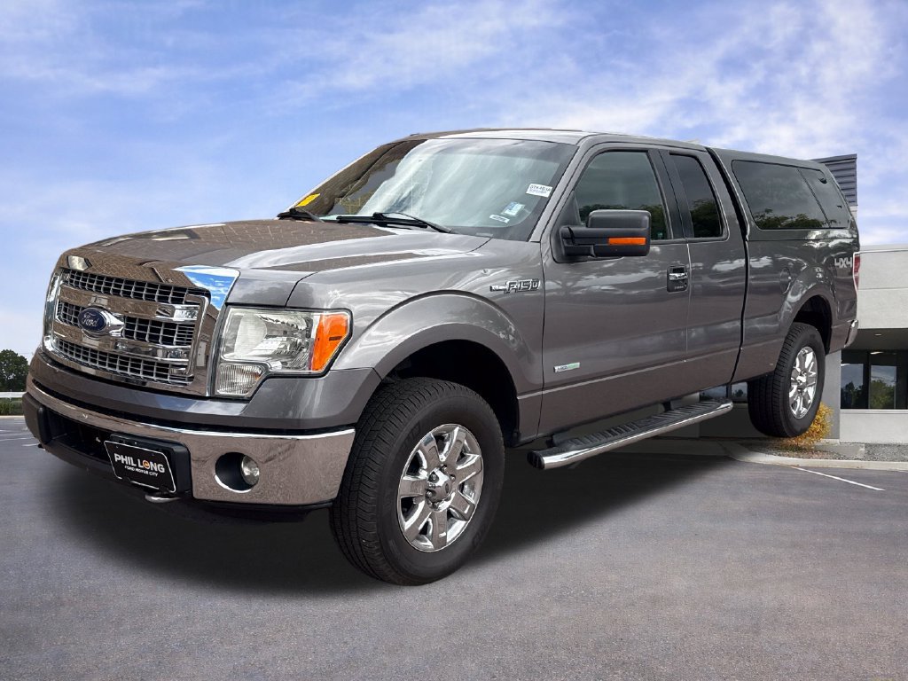 Used 2014 Ford F150 XLT w/ Equipment Group 302A Luxury AWD/4WD image 4