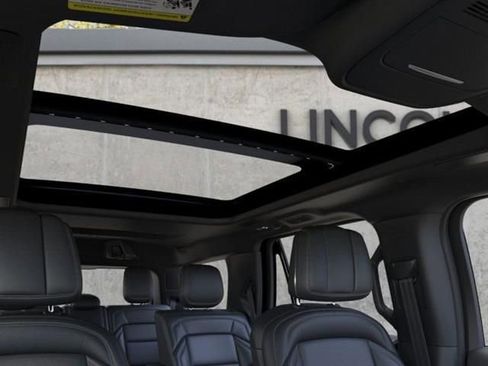 New 2026 Lincoln Navigator Reserve w/ Jet Appearance Package image 22