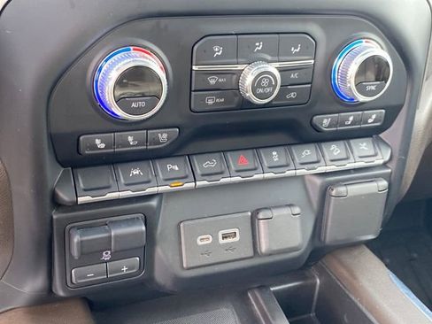 Certified 2022 GMC Sierra 1500 Denali w/ Denali Reserve Package image 12