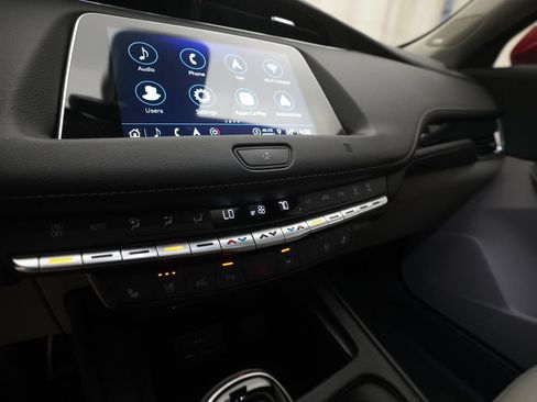 Used 2021 Cadillac XT4 Premium Luxury AWD/4WD image 21