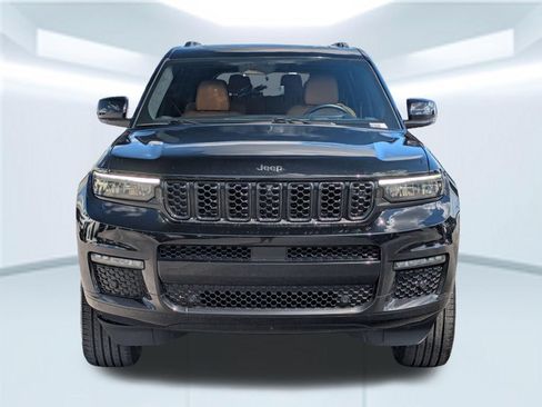 Used 2022 Jeep Grand Cherokee L Summit AWD/4WD image 8