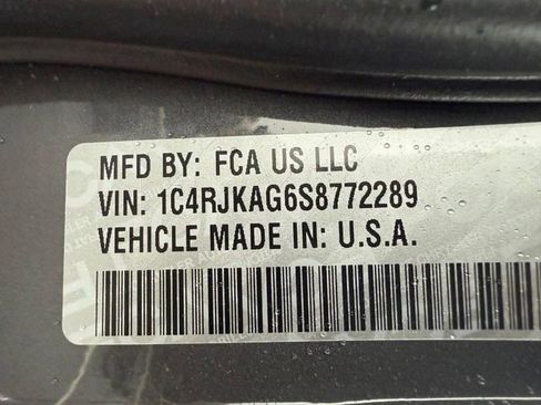 New 2025 Jeep Grand Cherokee L Laredo w/ Luxury Tech Group I image 36