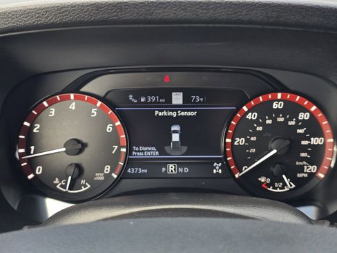 Used 2024 Nissan Frontier PRO-4X w/ Technology Package image 19