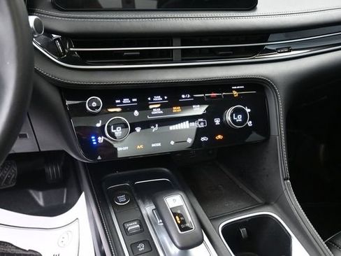 Used 2023 INFINITI QX60 Luxe w/ Cargo Package AWD/4WD image 21