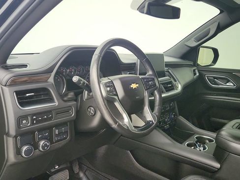 Used 2021 Chevrolet Tahoe LT w/ LT Signature Package RWD image 13