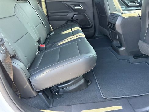 New 2025 Chevrolet Silverado EV LT image 15