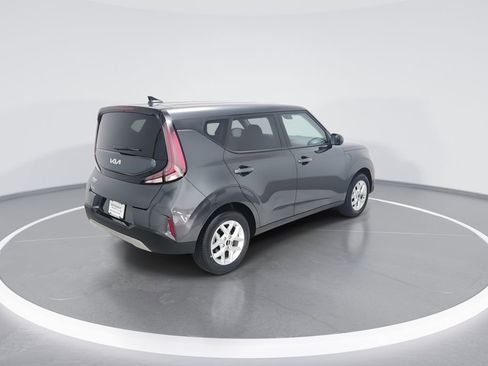 Certified 2025 Kia Soul LX FWD image 9
