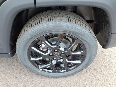 New 2026 Jeep Compass Latitude AWD/4WD image 4