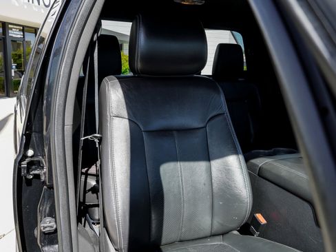 Used 2012 Ford F250 Lariat w/ Lariat Interior Pkg AWD/4WD image 26