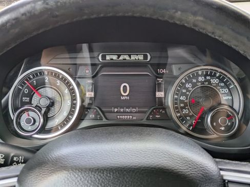 Used 2019 RAM 1500 Big Horn RWD image 27