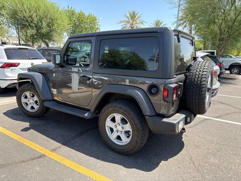 Used 2020 Jeep Wrangler Sport AWD/4WD image 4