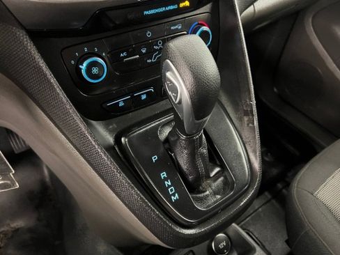 Used 2019 Ford Transit Connect XL image 18