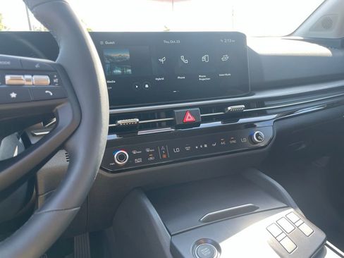 New 2026 Kia Sportage LX image 13