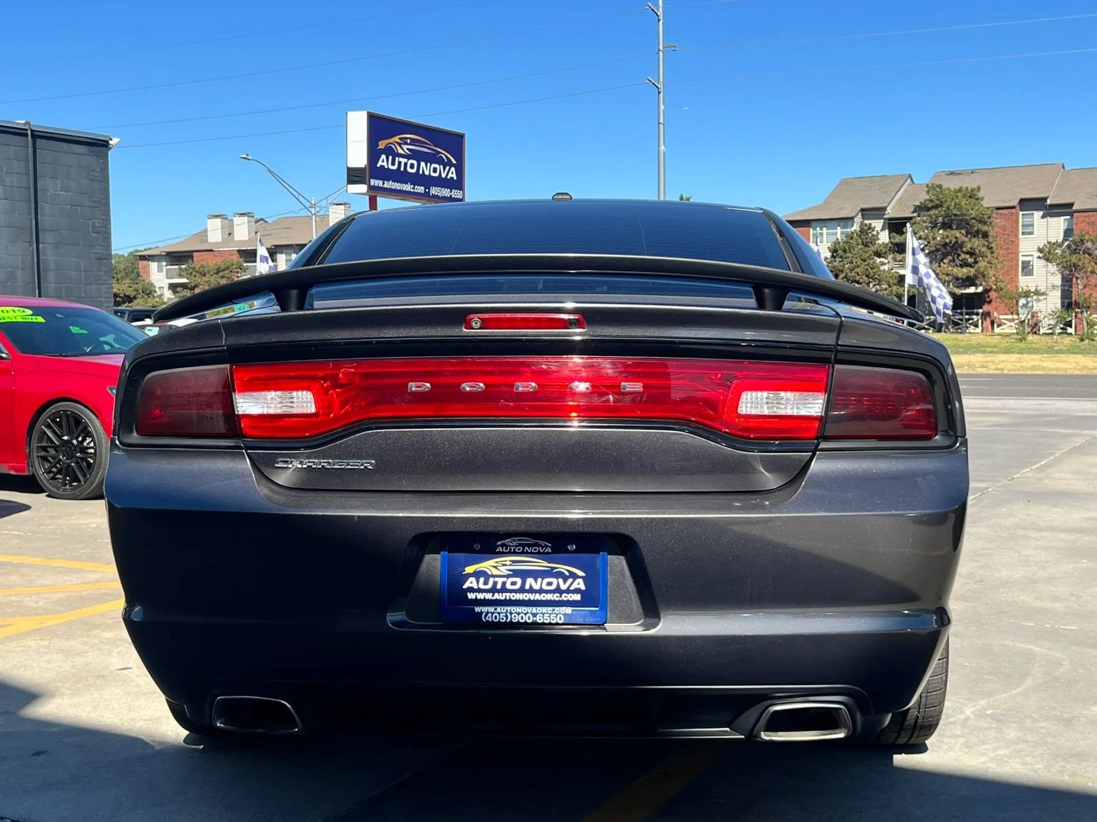 Used 2014 Dodge Charger SXT Plus RWD image 3