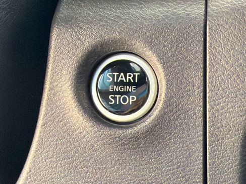 Used 2023 Nissan Frontier PRO-4X w/ Pro-4X Premium Package AWD/4WD image 26