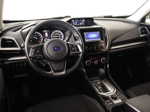Used 2022 Subaru Forester Premium AWD/4WD image 2