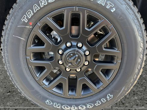 New 2026 RAM 2500 Limited AWD/4WD image 14