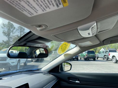 Used 2025 Nissan Altima 2.5 SV image 22