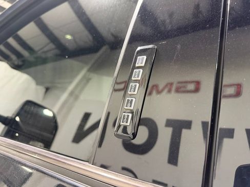 Used 2022 Ford F350 Platinum AWD/4WD image 4