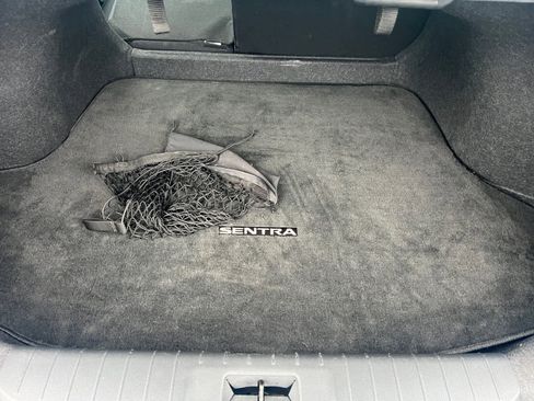 Certified 2024 Nissan Sentra SR w/ Trunk Package image 5