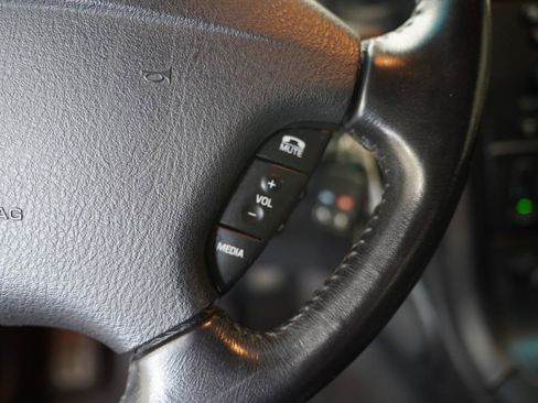 Used 2004 Ford Thunderbird RWD image 14