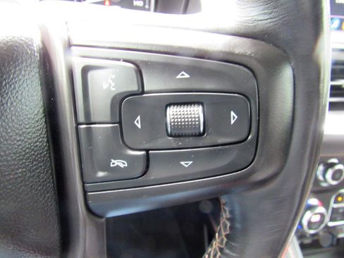 Used 2021 GMC Yukon XL AT4 w/ AT4 Premium Package image 25