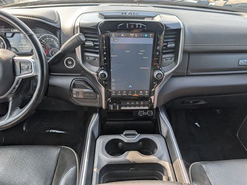 Used 2023 RAM 2500 Laramie AWD/4WD image 19