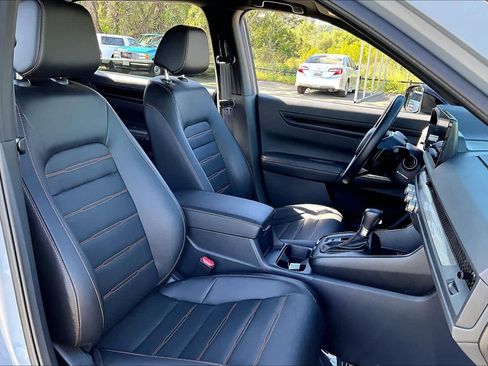 Used 2025 Honda CR-V Sport-L image 8