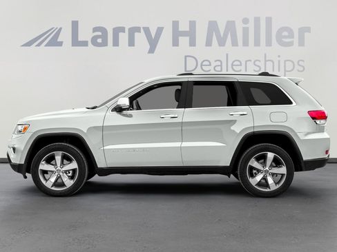 Used 2016 Jeep Grand Cherokee Limited AWD/4WD image 3