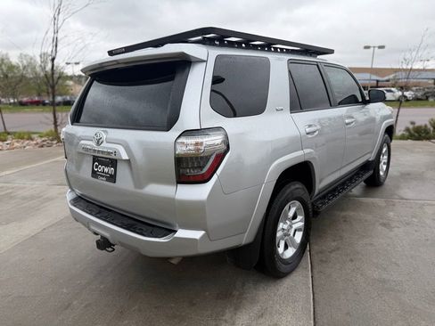 Used 2024 Toyota 4Runner SR5 Premium w/ Moonroof Package AWD/4WD image 9