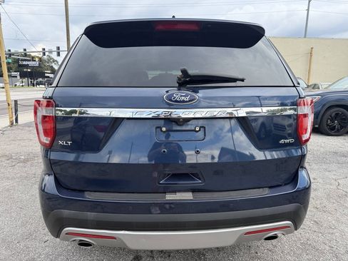 Used 2016 Ford Explorer XLT w/ Equipment Group 202A AWD/4WD image 6