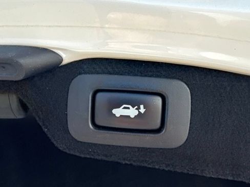 Used 2016 Lexus LS 460 L RWD image 12