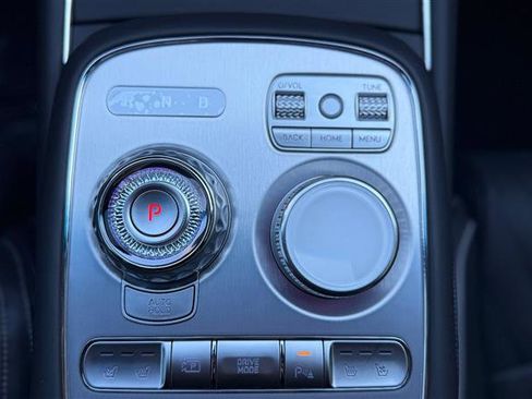 Used 2024 Genesis G90 3.5T image 35