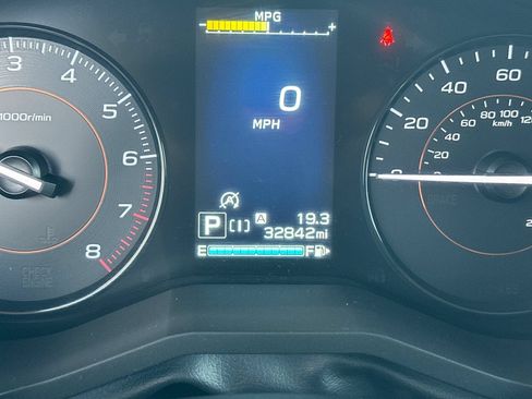 Used 2023 Subaru Crosstrek 2.0i Premium w/ Popular Package #3 AWD/4WD image 31