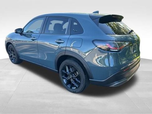 Used 2024 Honda HR-V Sport image 3