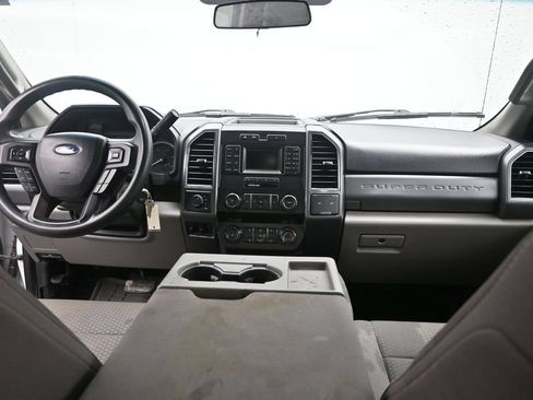 Used 2019 Ford F250 XLT AWD/4WD image 14